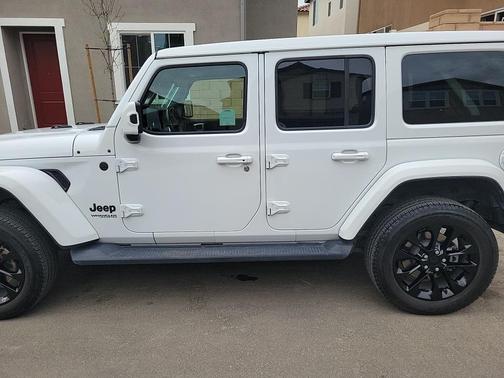 2021 Jeep Wrangler Unlimited Sahara Altitude
