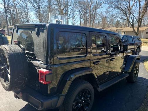 2022 Jeep Wrangler Unlimited 4xe Sahara