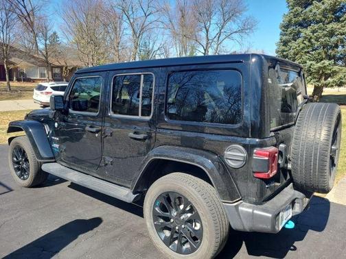 2022 Jeep Wrangler Unlimited 4xe Sahara