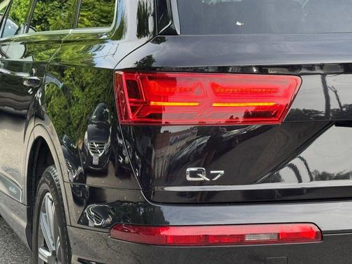 2018 Audi Q7 3.0T Premium Plus