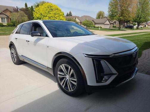 2024 Cadillac LYRIQ Luxury