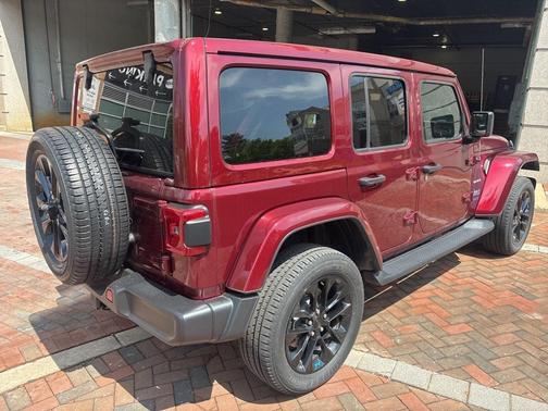 2022 Jeep Wrangler Unlimited 4xe Sahara