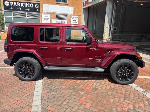 2022 Jeep Wrangler Unlimited 4xe Sahara