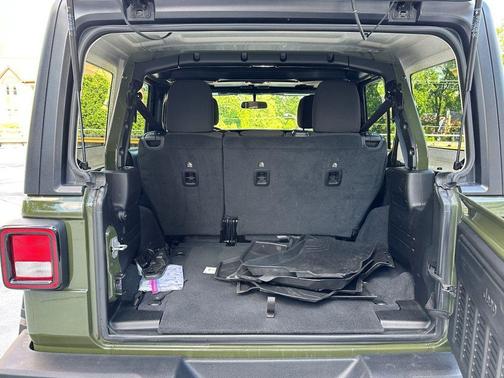 2022 Jeep Wrangler Unlimited Sport