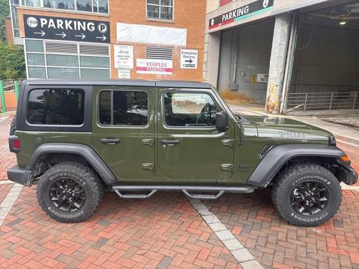 2022 Jeep Wrangler Unlimited Sport