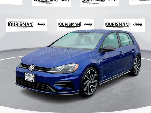 2018 Volkswagen Golf R 2.0T w/DCC & Navigation