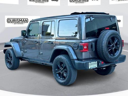 2021 Jeep Wrangler Unlimited Sahara Altitude