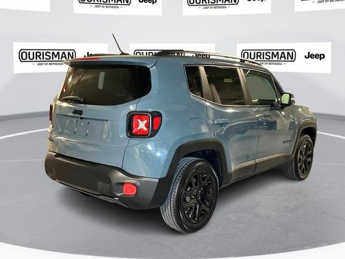 2017 Jeep Renegade Altitude
