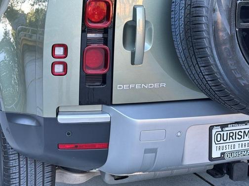 2024 Land Rover Defender P400 S