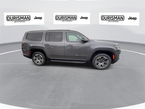 2024 Jeep Wagoneer Base