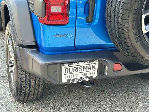 2025 Jeep Wrangler 4xe Sport
