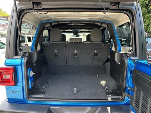 2025 Jeep Wrangler 4xe Sport