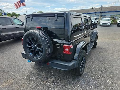 2023 Jeep Wrangler 4xe Sahara