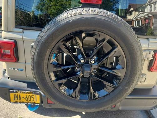 2022 Jeep Wrangler Unlimited 4xe Sahara