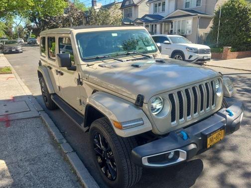 2022 Jeep Wrangler Unlimited 4xe Sahara