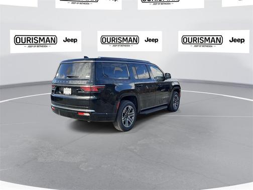 2024 Jeep Wagoneer Base