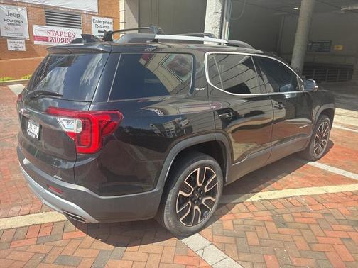 2020 GMC Acadia SLT