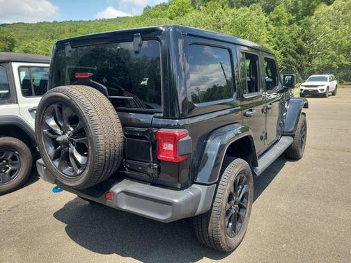 2022 Jeep Wrangler Unlimited 4xe Sahara