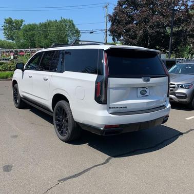 2022 Cadillac Escalade ESV Sport Platinum