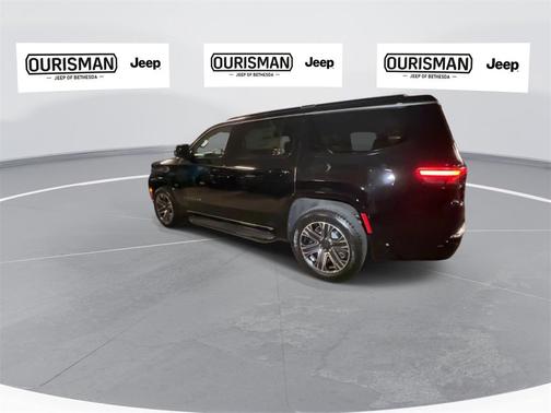 2024 Jeep Wagoneer Base