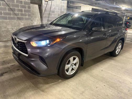 2022 Toyota Highlander L