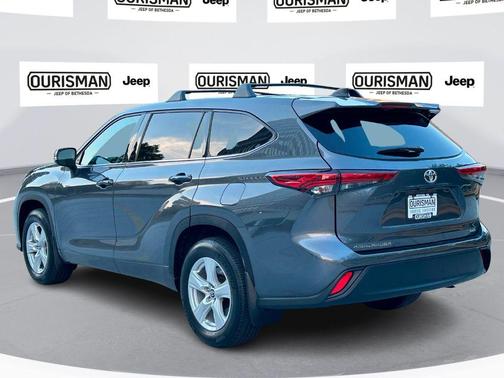 2022 Toyota Highlander L