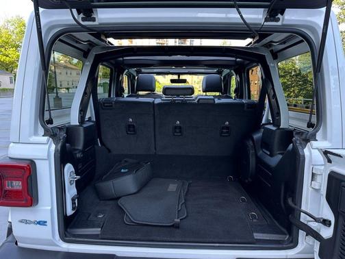 2022 Jeep Wrangler Unlimited 4xe Sahara