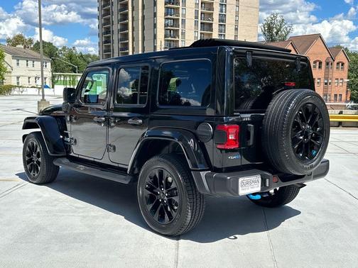 2022 Jeep Wrangler Unlimited 4xe Sahara