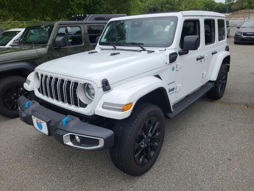 2024 Jeep Wrangler 4xe Sahara