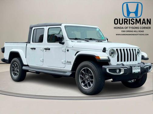 2022 Jeep Gladiator Overland