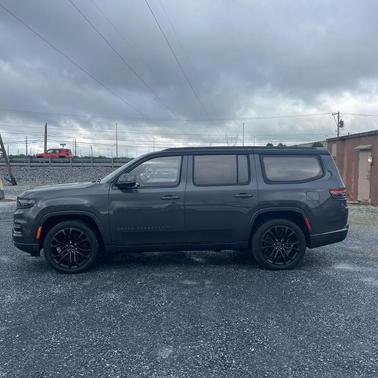 2022 Jeep Grand Wagoneer Series II