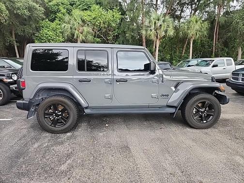 2021 Jeep Wrangler Unlimited Sahara Altitude