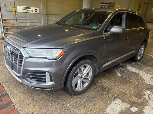 2021 Audi Q7 55 Premium Plus