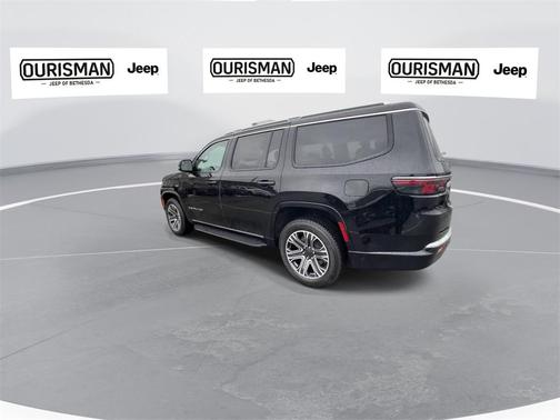 2024 Jeep Wagoneer Base