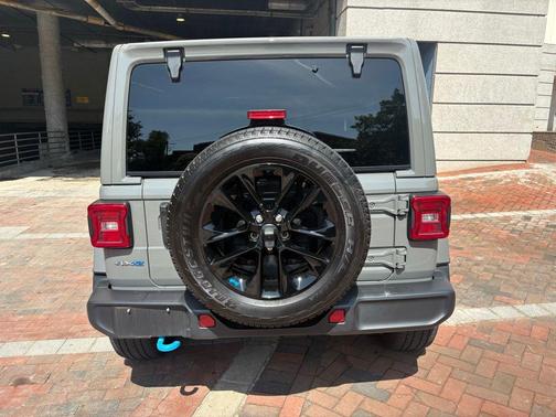 2022 Jeep Wrangler Unlimited 4xe Sahara