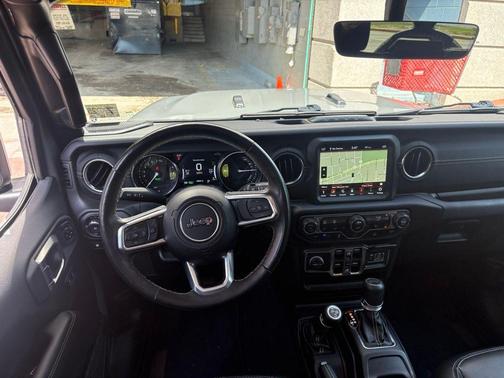 2022 Jeep Wrangler Unlimited 4xe Sahara