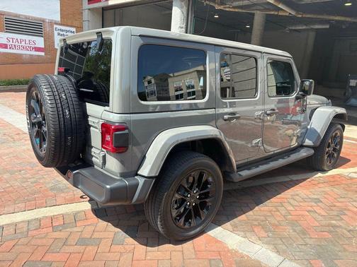 2022 Jeep Wrangler Unlimited 4xe Sahara