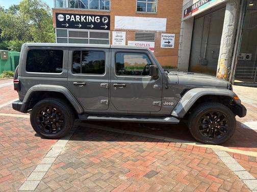 2022 Jeep Wrangler Unlimited 4xe Sahara