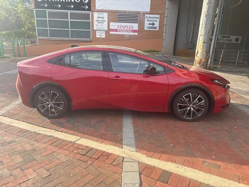 2023 Toyota Prius XLE