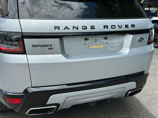 2022 Land Rover Range Rover Sport HSE Silver Edition