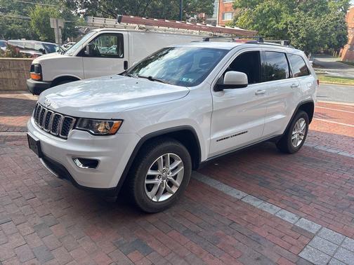 2017 Jeep Grand Cherokee Laredo