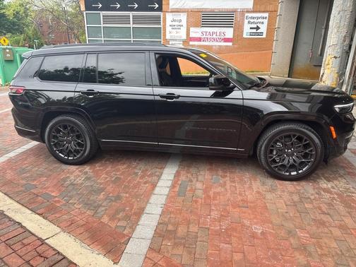 2024 Jeep Grand Cherokee L Summit