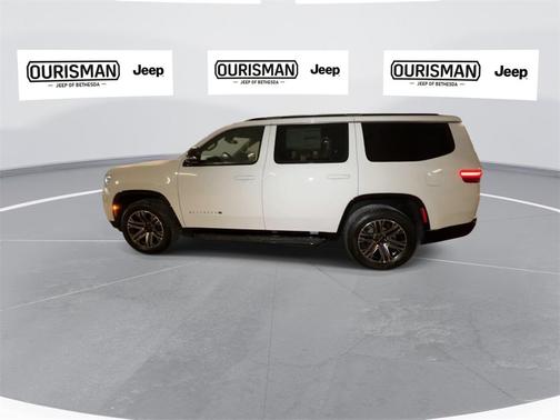 2024 Jeep Wagoneer Base