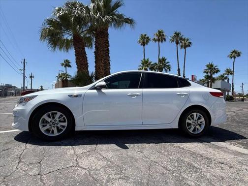 2017 Kia Optima LX