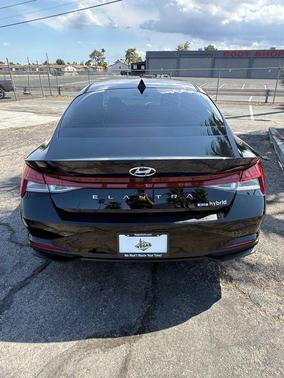 2023 Hyundai ELANTRA HEV Blue