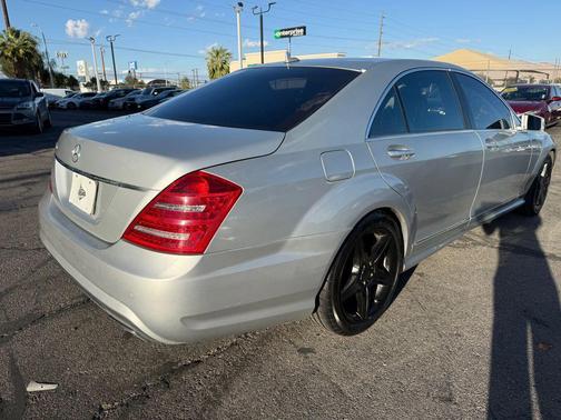 2010 Mercedes-Benz S-Class S 550 Sedan 4D