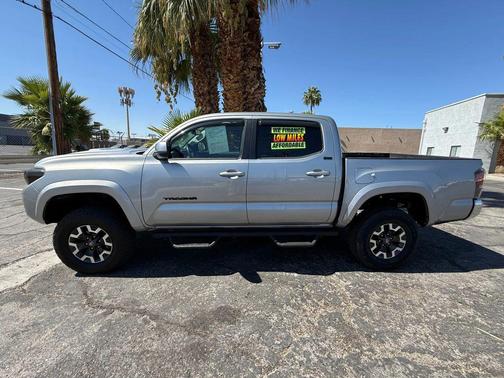 2016 Toyota Tacoma SR5