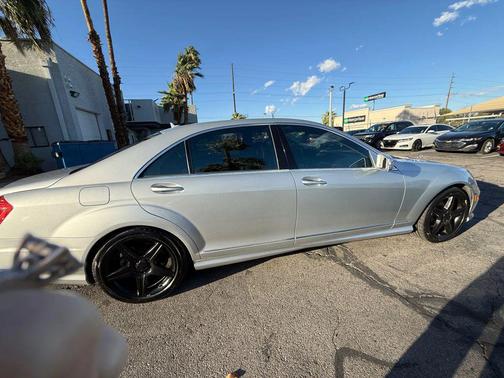 2010 Mercedes-Benz S-Class S 550 Sedan 4D