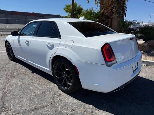 2020 Chrysler 300 S