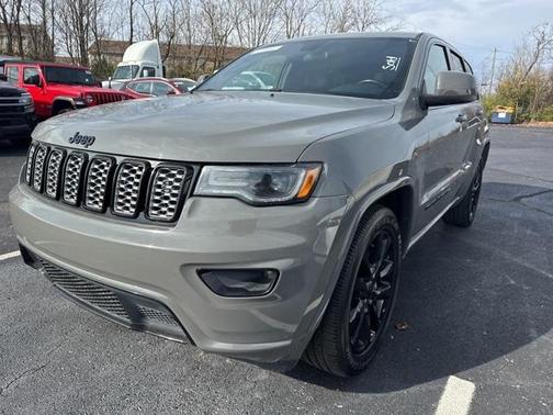 2021 Jeep Grand Cherokee Laredo X